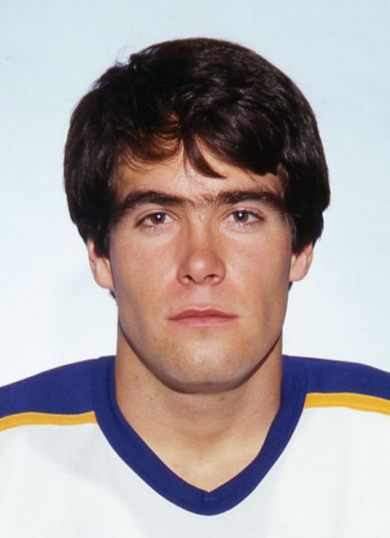 Bob Logan hockey player photo