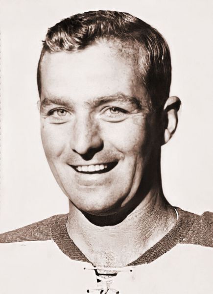 Dick Duff hockey player photo