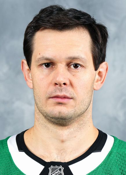 Evgeny Dadonov hockey player photo