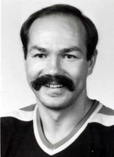 Harold Snepsts hockey player photo