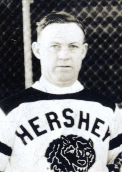 Herb Mitchell hockey player photo