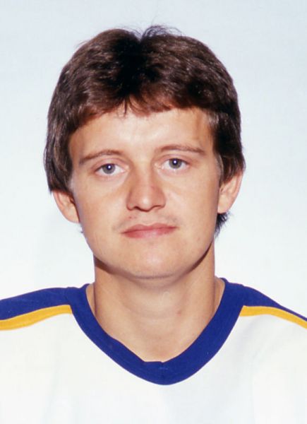 Jacques Cloutier hockey player photo