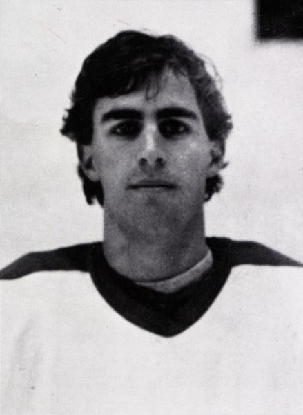 Matt Muniz hockey player photo