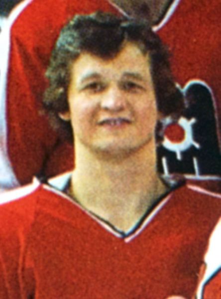 Mike Busniuk hockey player photo