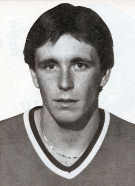 Pete Richards hockey player photo