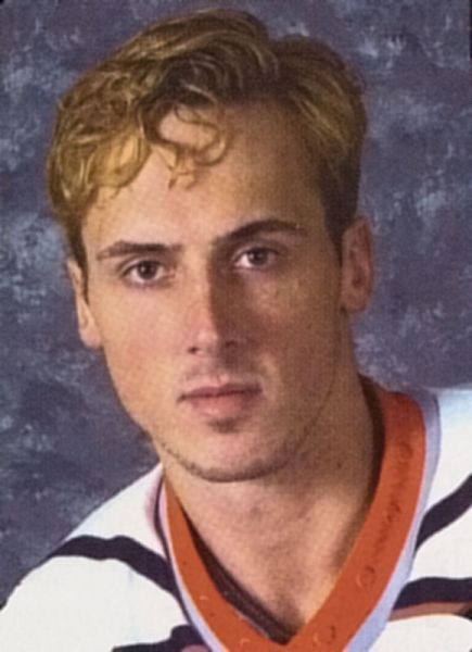 Ryan Brown hockey player photo