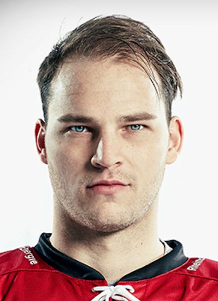 Sebastian Uvira hockey player photo